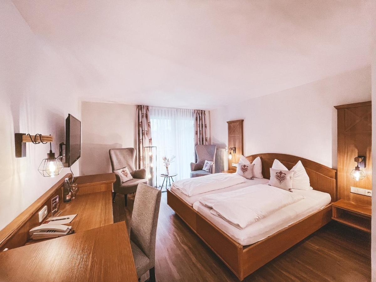 Hotel Badischer Hof Biberach bei Offenburg Eksteriør billede
